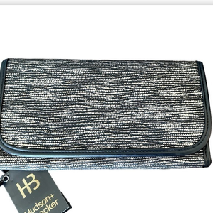 NWT Hudson & Bleecker Cosmetic Bag‎